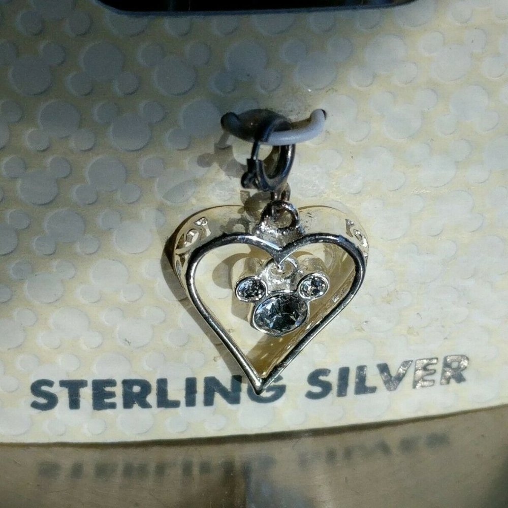Sterling Silver Walt Disney World Heart Shaped Pendant / Charm